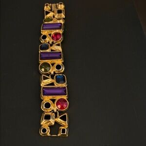 Vintage Crown Trifari gold and Multicolor stone chunky Geometric Bracelet.